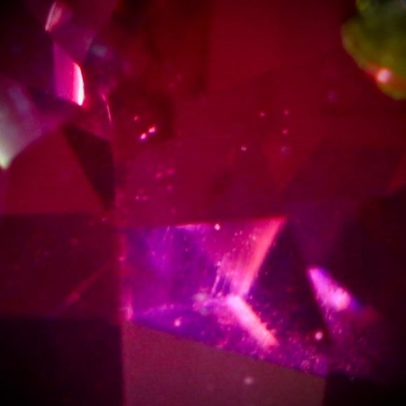 Red Mahenge Spinel 1.01ct Solid 22K Gold Ring - Picture 3 of 7